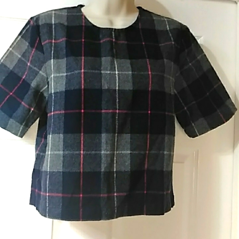 Rag & Bone made in the USA 100% cotton top.